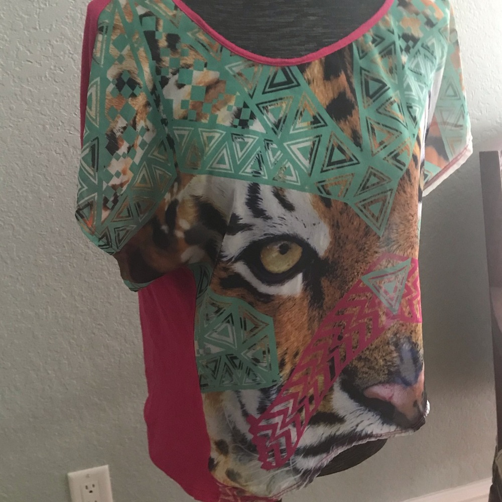 Love J shirt  Tiger Eyes Top Shirt size L